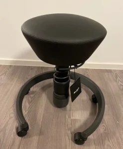 Hot Swopper Standard mit Rollen Kunstleder schwarz Bürostühle Ergonomisch