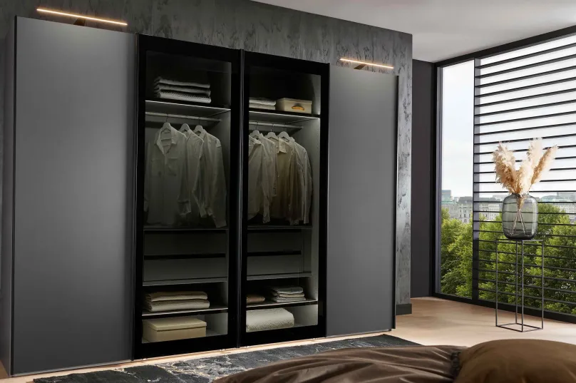 Dubai Kleiderschrank Glas durchsichtig Schwebebetürenschränke