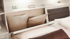 Clearance Luxor Bett mit Überbau Klassisches Bettgestell
