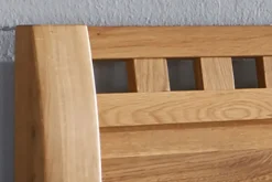 New Modesto Bett aus Holz Massivholzbett
