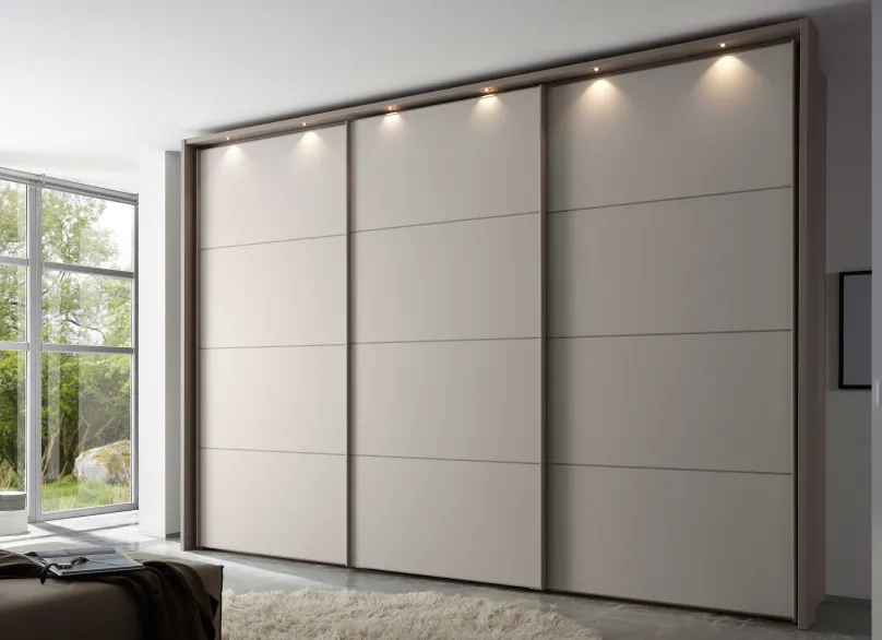 New Staud Sinfonie Plus Kleiderschrank eiche Schwebebetürenschränke