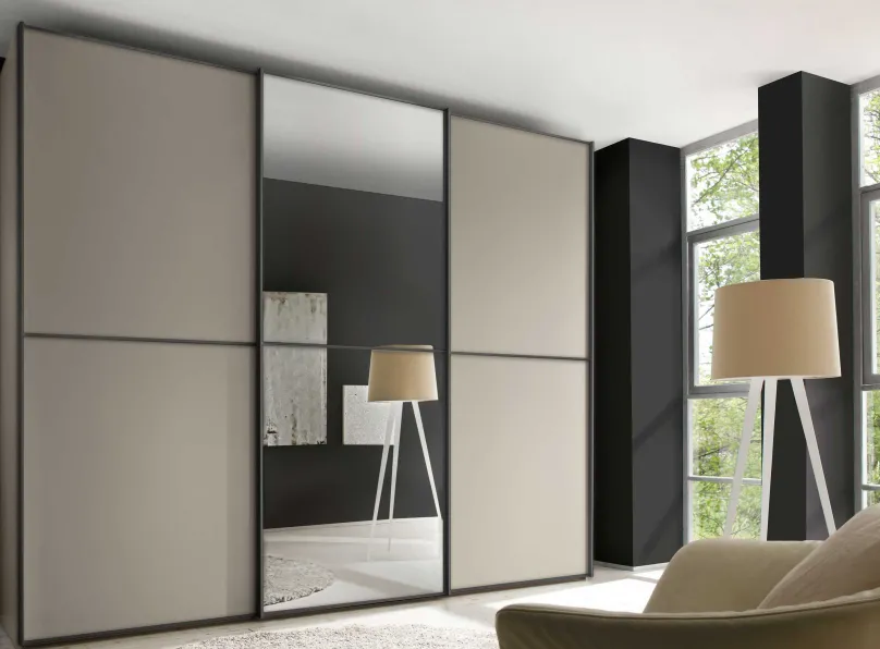 Clearance Staud Sinfonie Schwebetürenschrank mit Spiegel Schwebebetürenschränke